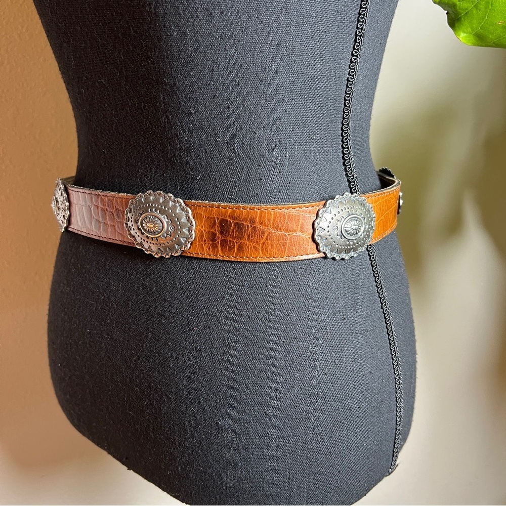 Women’s Western Silver Antique Tone Concho Reptile Embossed Brown Belt 30 - Picture 10 of 15